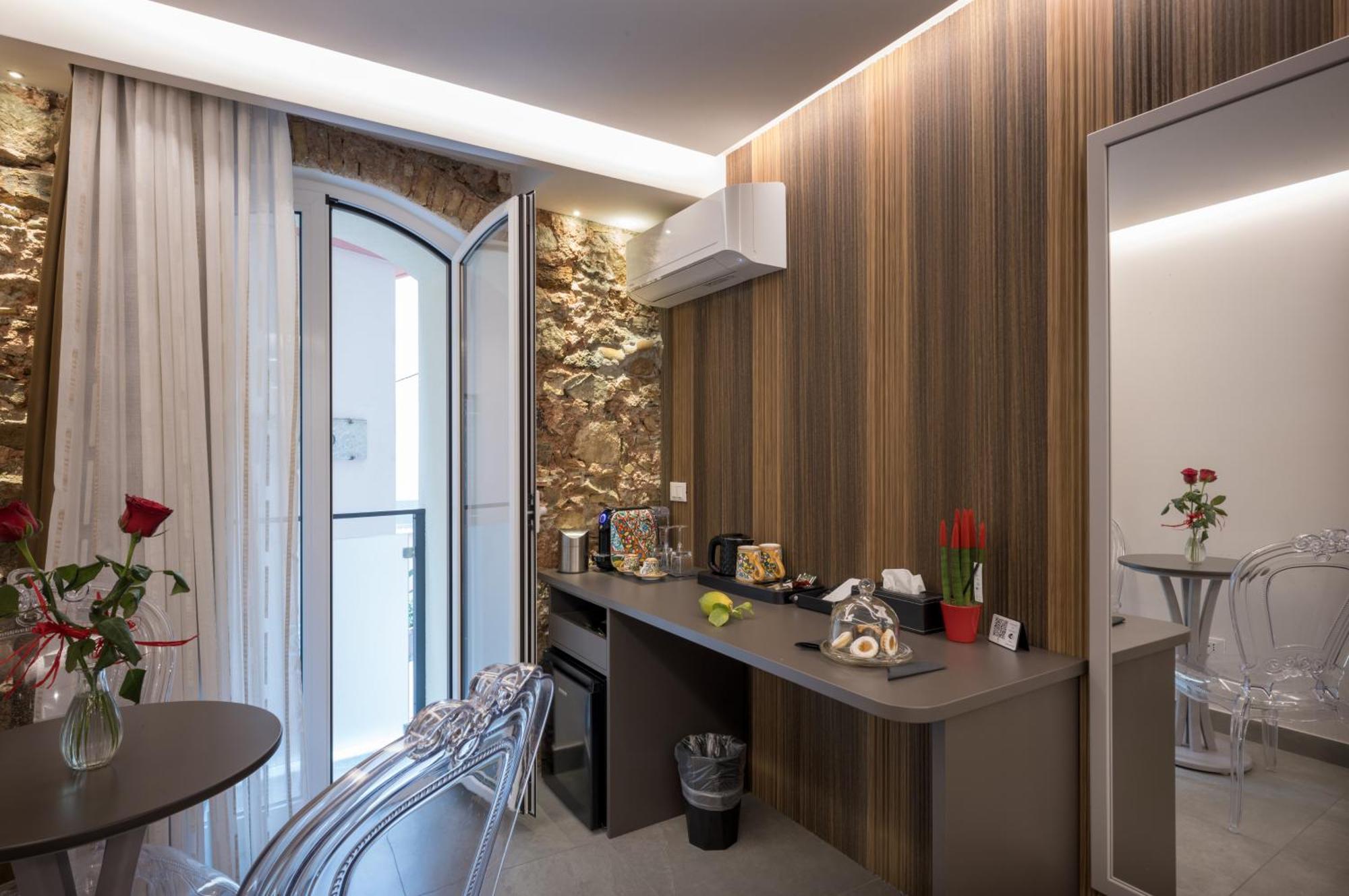 Taormina Charming Rooms מראה חיצוני תמונה